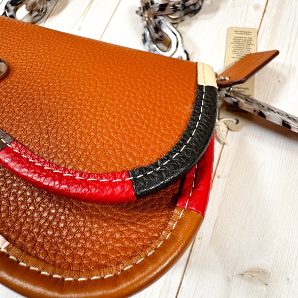 🌎✨ Coachtopia Wavy Dinky Shoulder Bag – Patchwork Pebbled Leather ✨🌎 - Picture 3 of 12